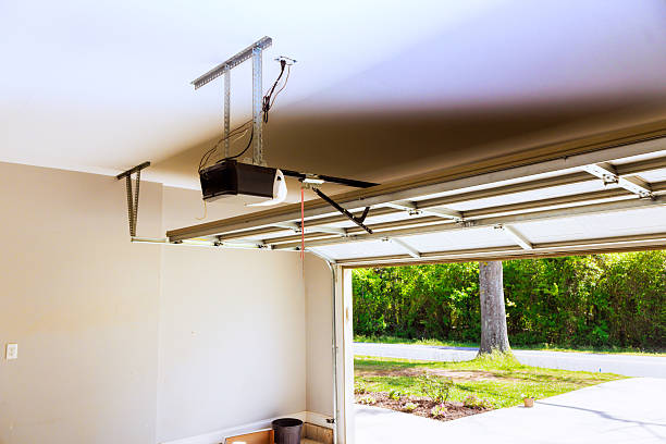 Top rated local Garage Door Panel Replacement specialists in Lexington, MO